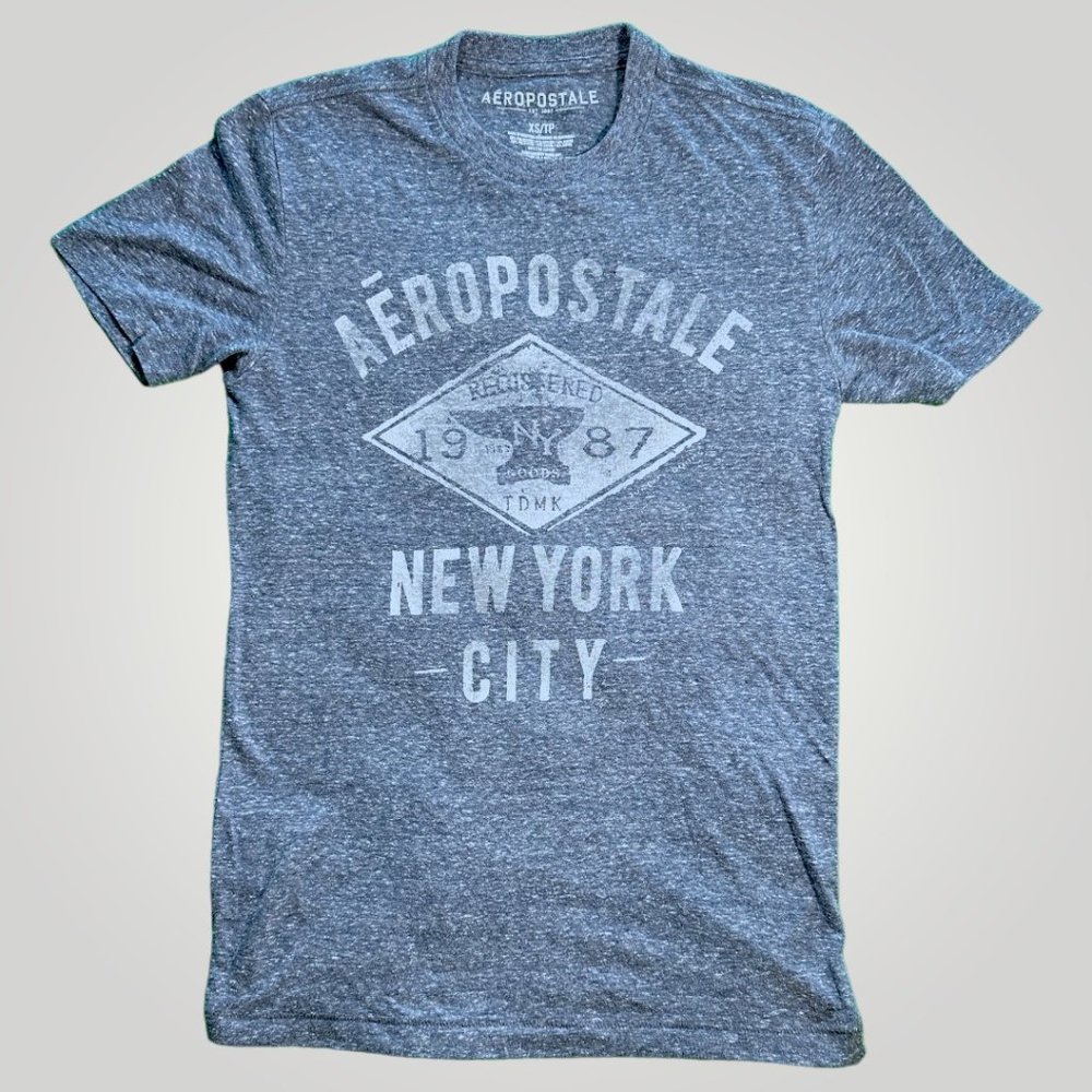 Heather BlueGray NYC Diamond Graphic Tee by Aéropostale (Size XS)